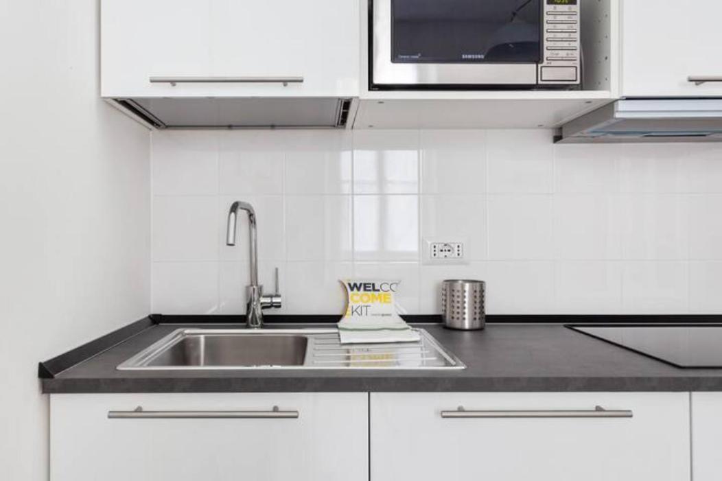 Isola And Zara Comfortable Apartment Milan Exterior photo